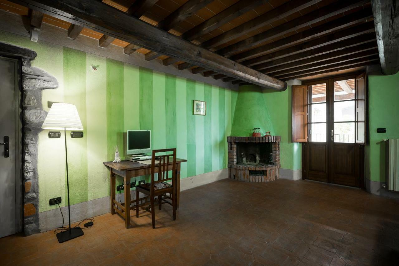 Poggio A Poppi Villa Luaran gambar